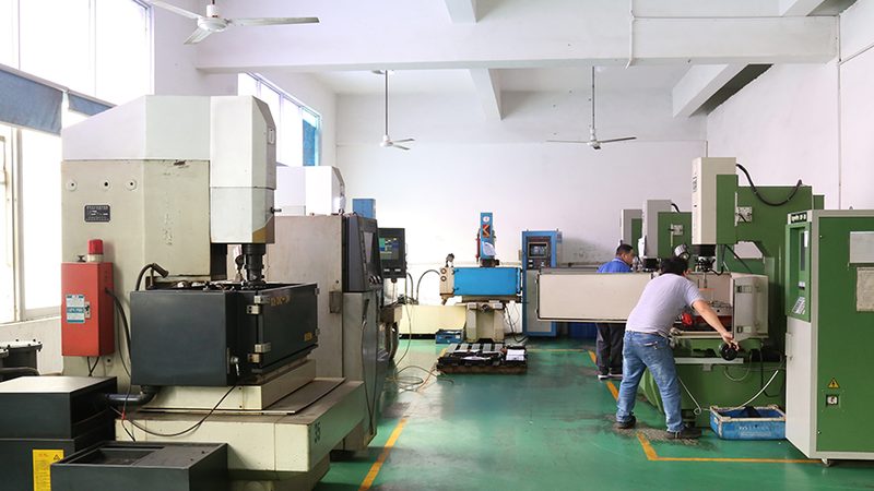 成都硅胶模具安装：关键步骤与注意事项