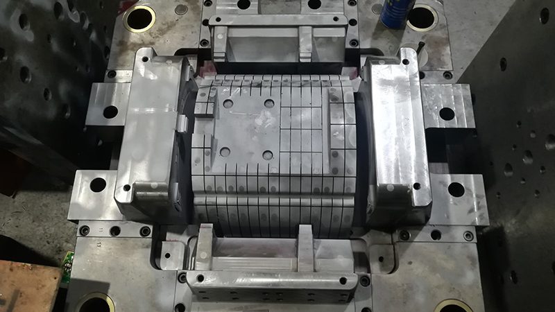 上海注塑模具型号参数定制的奥秘与关键